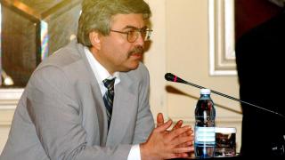 Починал е финансистът Емил Хърсев