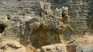 АЛЕКСАНДЪР ВЕЛИКИ И МАДАРСКИЯ КОННИК