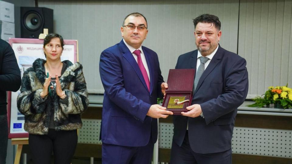 Вицепремиерът Атанас Зафиров даде старт на строителството на новия Факултет по ветеринарна медицина към Медицинския университет в Плевен