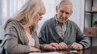 Хиляди българи с орязани пенсии от 1 юли 2026