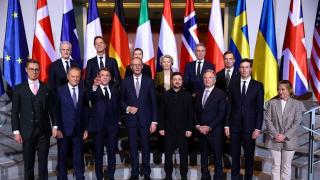 "Билд": Целувки с Мелони, прегръдки с Макрон. Ще донесат ли мир в Украйна?