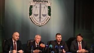 Шефът на Пето РПУ и двама полицаи били част от престъпна група за дрога, палежи и подкупи