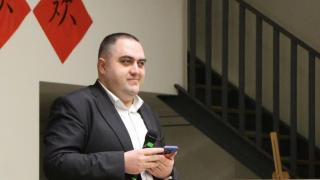 Училищен директор е арестуван за скрити камери в тоалетните на децата