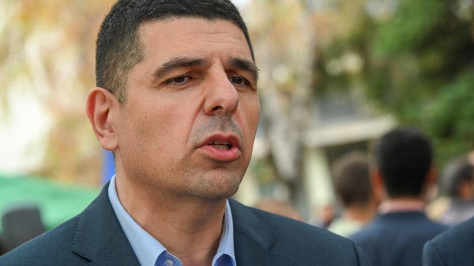 Ивайло Мирчев наместил незаконно децата си в елитна детска градина