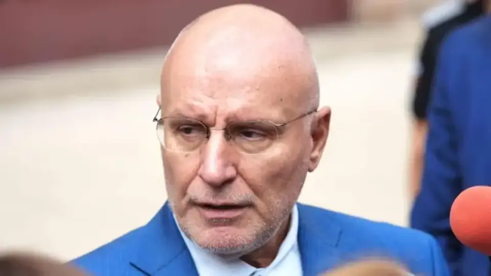 Димитър Радев: Еврото е знак за принадлежност, че мястото ти не е в периферията