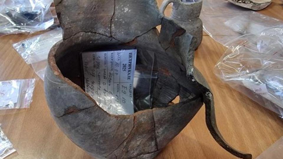 Какво откриха археолозите в Петрич кале при разкопките през 2025 г.