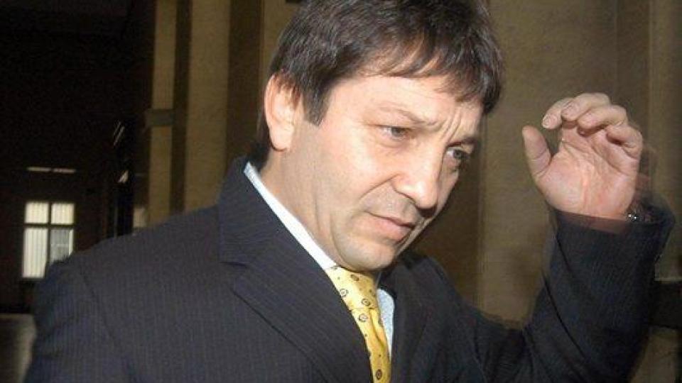 Малкия Маргин прехвърля бизнеса на сина си