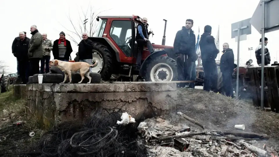 Гръцките фермери готвят блокада на всички гранични пунктове
