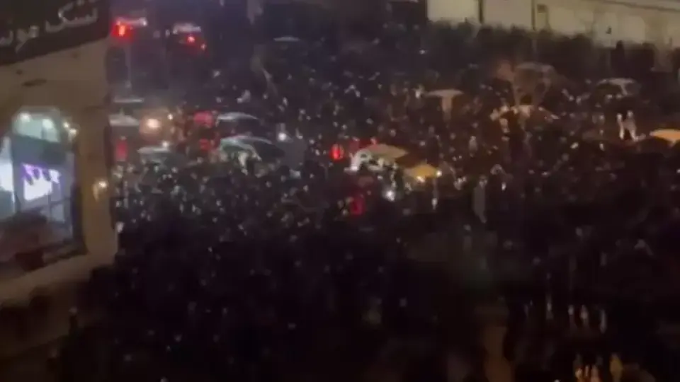 В Иран са убити поне 45 протестиращи