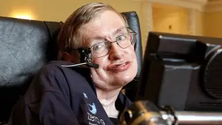 Пътуване във времето, черни дупки, опасни извънземни: за какво предупреждаваше Стивън Хокинг