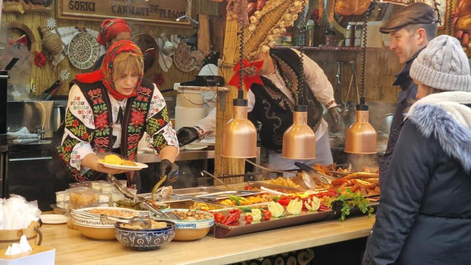 Румънците затягат коланите - доходите падат, разходите се увеличават