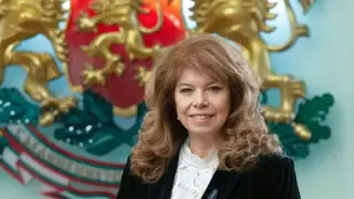 Илияна Йотова ще бъде първата жена президент на България