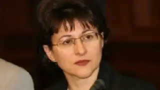 Радев със своя капия на върха в Конституционния съд, ще сбъдва мечтата на Панова и леля й