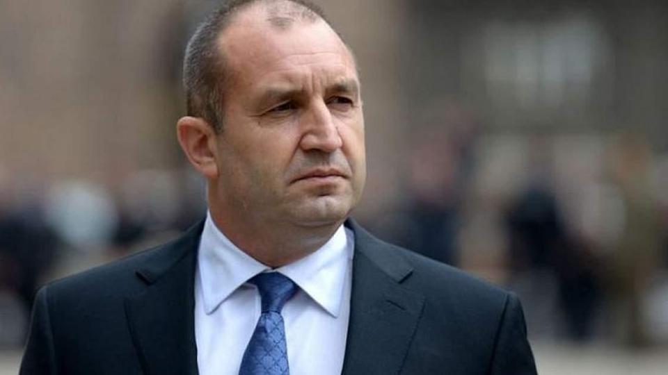 10 милиона струва кампанията на Радев. Кой плаща?