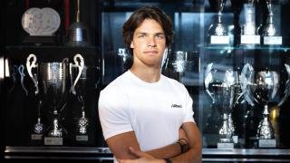 ПРОБИВ! Лидерът в автомобилните спортове Hitech приветства българина Стефан Бостанджиев в състава си за Eurocup-3