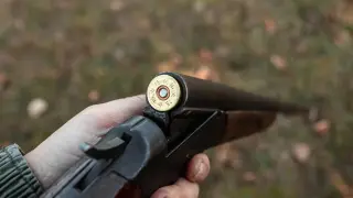 Нова трагедия! Откриха убити трима ловци, кучето им - заключено в колата