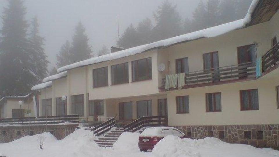 Още две 13-годишни деца са живеели в хижа "Петрохан", установила проверка