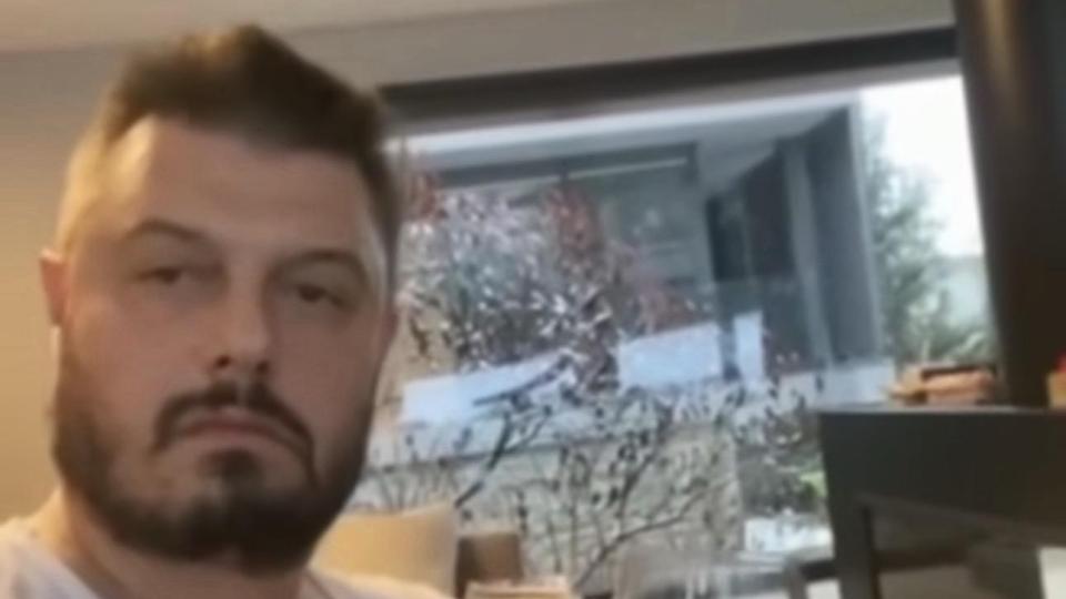 КАТО НА ПЕТРОХАН! Бареков в наркотичен транс: “Ще ме взривят! Ще ми запалят колата за да ме ликвидират!”