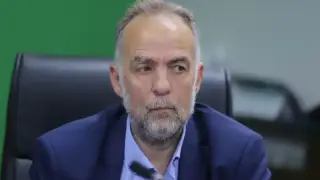 Тома Белев Неверни или Зеленият кардинал зад случаят Петрохан