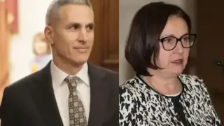 Куклата Андрей Гюров и надзорникът й Румяна Бъчварова