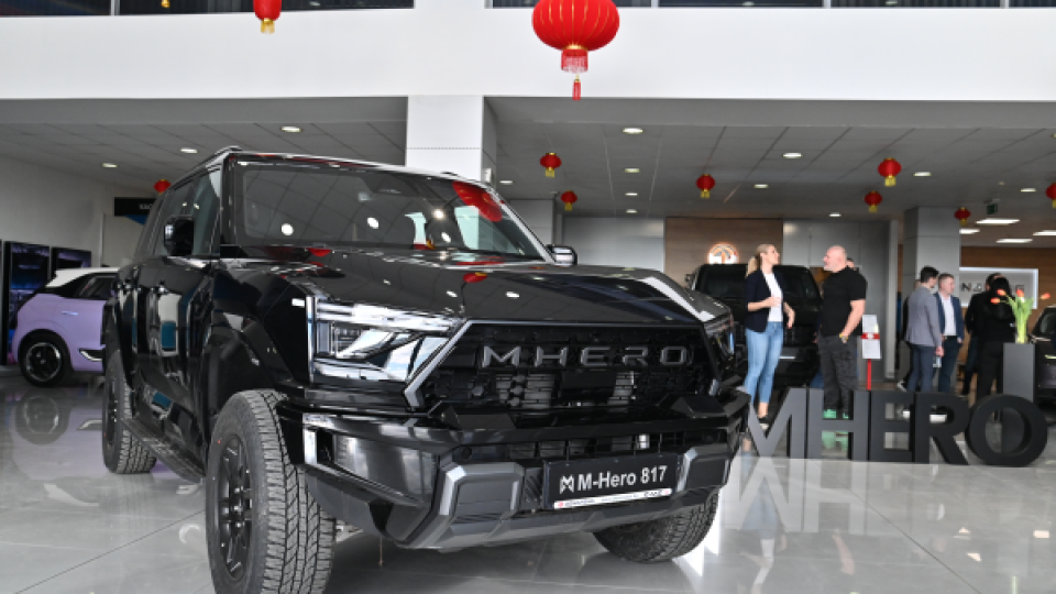 Чайна Мотор представи новия 4х4 MHERO 817 чрез дебютен офроуд тест