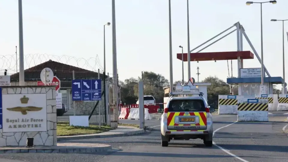 Нов удар по Европа: Ирански дронове летят към базата в Кипър