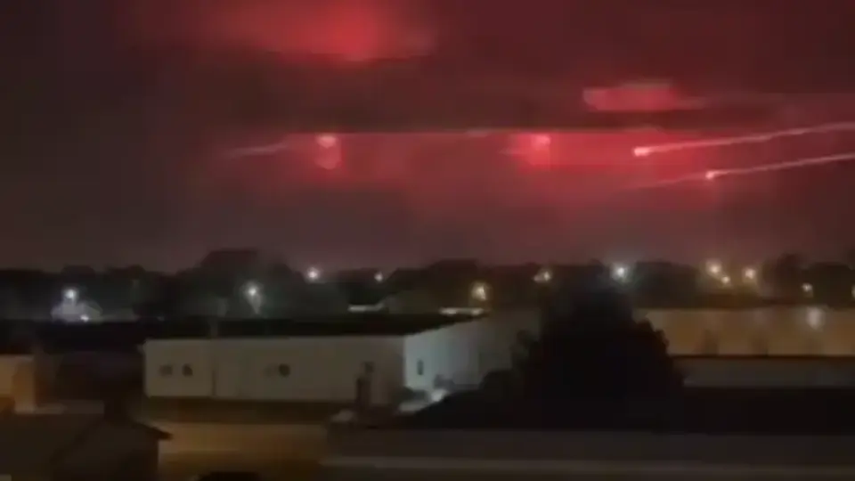 Иран изстреля суперракетата "Фатах", Корпусът на гвардейците отправи страшно предупреждение