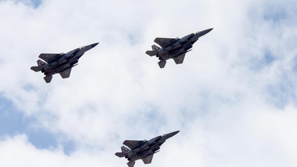 САЩ признаха за три свалени изтребителя F-15