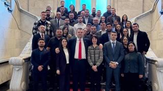 Делян Пеевски, лидер на ДПС и ПГ на ДПС-НОВО НАЧАЛО посрещна младежи от област Силистра