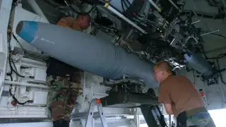 САЩ имат достатъчно ракети за тази война, но не и за следващата