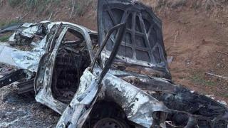 Две деца са загинали в пламналия автомобил след сблъсъка край Ъглен