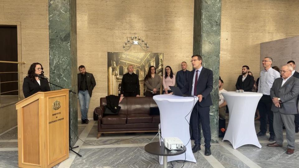 Станислав Анастасов, зам.-председател на ДПС и ПГ на ДПС-НОВО НАЧАЛО: Машините на “Смартматик” се използват за компрометиране на изборите!