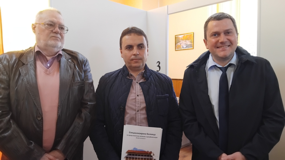 „Топлофикация Перник“ дари високотехнологична апаратура на Профилакториума: Инвестиция в здравето и бъдещето на Перник