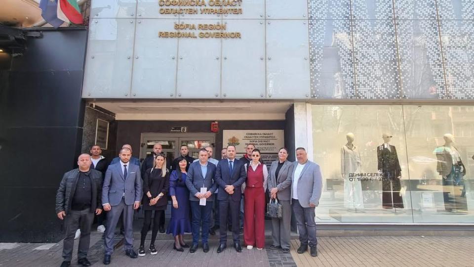 ДПС регистрира листата си за София-област с водач Калин Стоянов