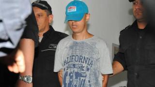 Убиецът на 11-годишната Никол от Бургас намушка многократно млада жена