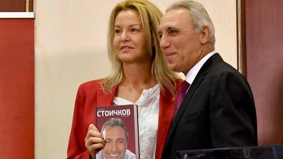 Пет варианта за заместник на Стефка Костадинова, сред тях е и Христо Стоичков