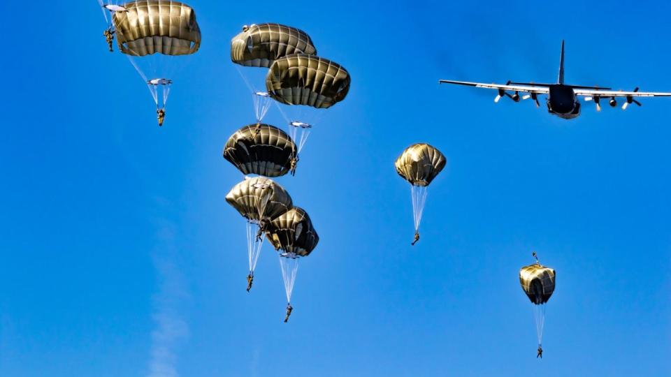 САЩ подготвят изпращането на 3000 елитни десантчици в Близкия изток