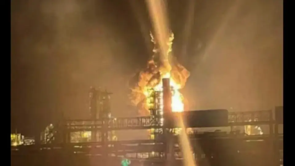 Украйнски дронове спряха още една рафинерия в Русия