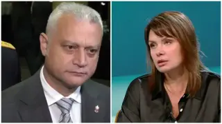 Тежки въпроси към МВР шефа Дечев: Бил ли е на маса с Теди и Пепи Еврото и купонясвал ли е с нея в Гърция