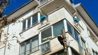 Арестували издирван педофил и чисто гол травестит в гей мезонета на Хасърджиев