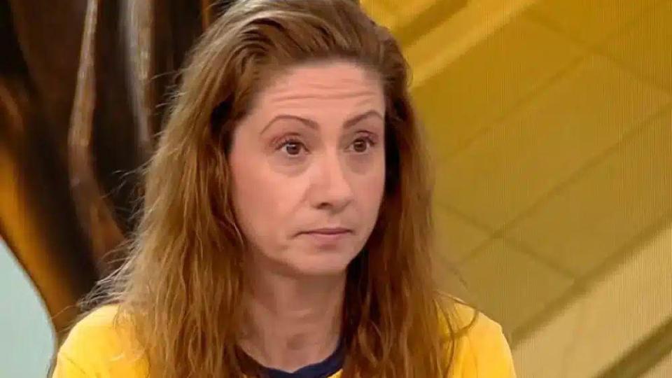 Отново некви излияния по медиите. Не заплашвайте лудата с жълтия пуловер. Лекувайте я