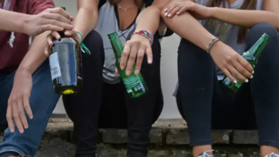 "13-годишна – мъртвопияна!": Жена разказа за пияно момиче в лунапарк в Пловдив