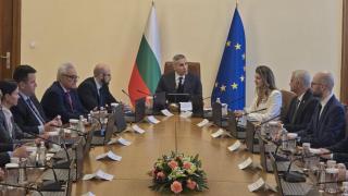 Служебният кабинет вади €1,4 млрд. от ББР
