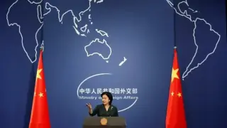 "Ще понесе всички последствия": Пекин остро разкритикува ЕС, след като китайски фирми се оказаха в новите санкции срещу Русия