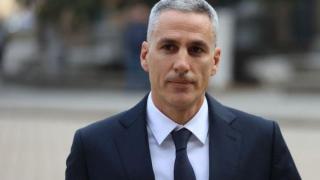 Андрей Гюров пръв даде старт на битката за президент