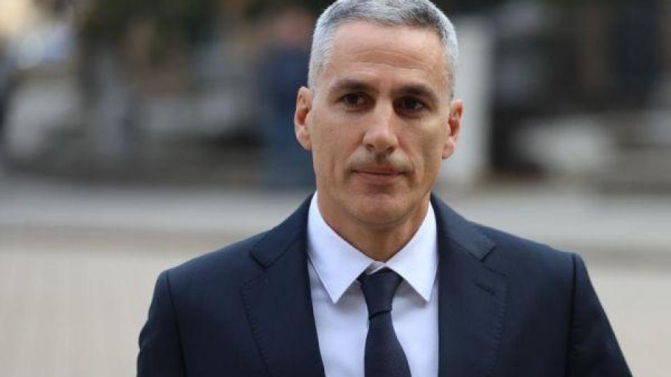 Андрей Гюров пръв даде старт на битката за президент