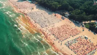 Милиони резервации за морето, хотелиери са притиснати до стената