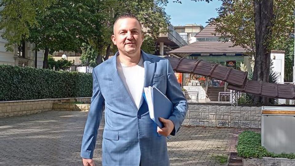 Иван Портних показва втори незаконен град!