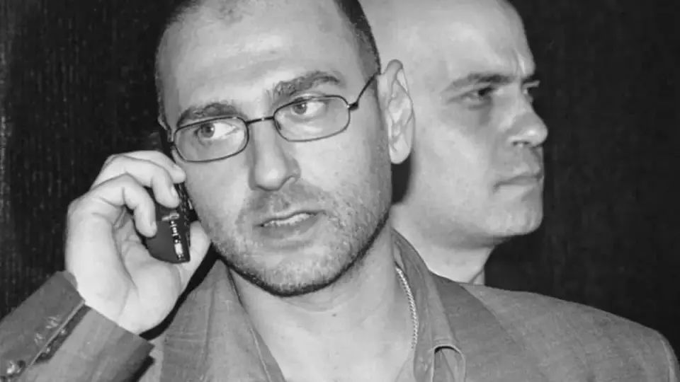 Защо Слави не изпрати Любен Дилов-син в последния му път