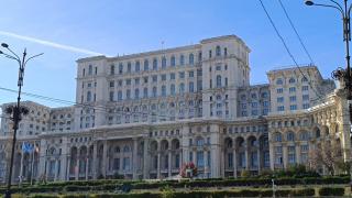 В Букурещ приеха закон за обединението на Румъния и Молдова